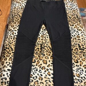 Tinseltown Black Ribbed Pants